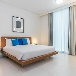 4* Апарт-отель Adagio Al Bustan